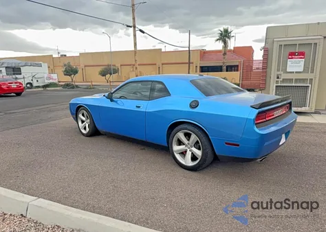 2010 Dodge Challenger Srt-8 z USA, uszkodzony, nr VIN 2B3CJ7DW2AH145900